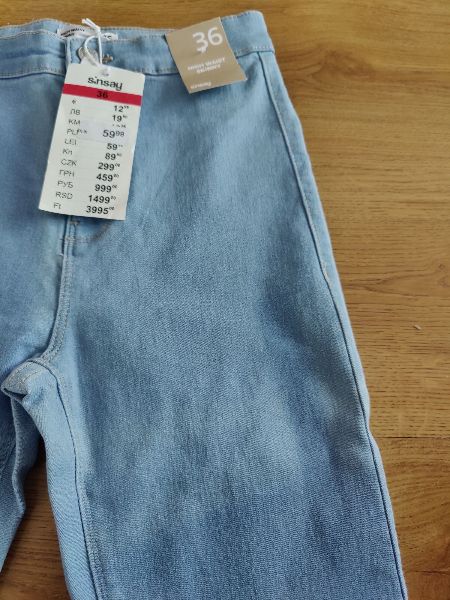 Nowe rurki jeansy Sinsay 36 S błękitne skinny