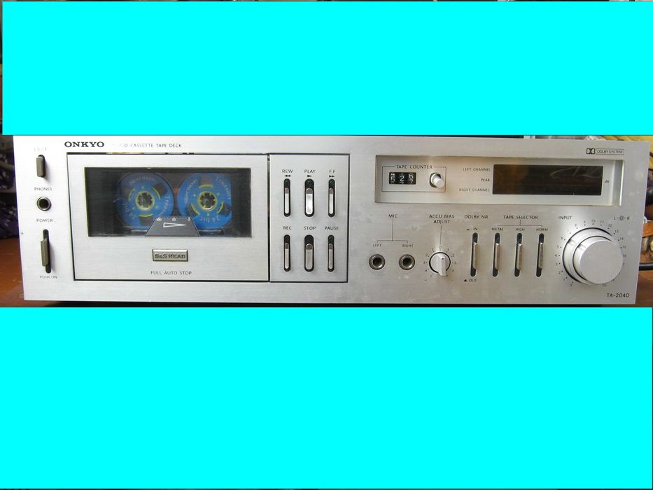 Касетна дека продаю