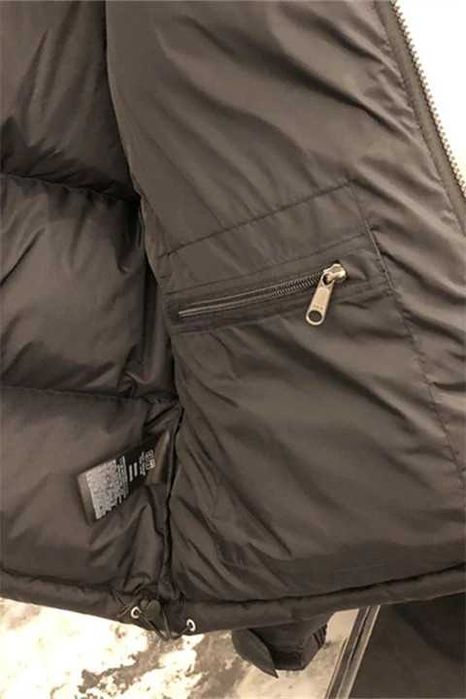 The North Face 1996 Retro Nuptse700