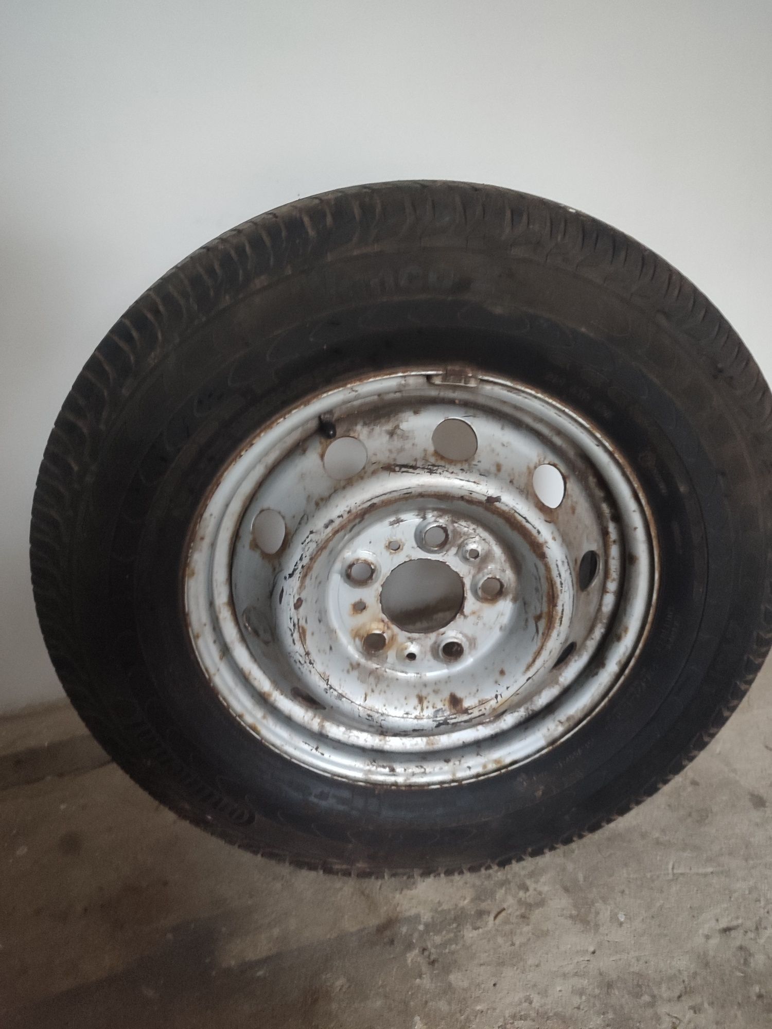 Колесо з диском 215/75/r16 c et68