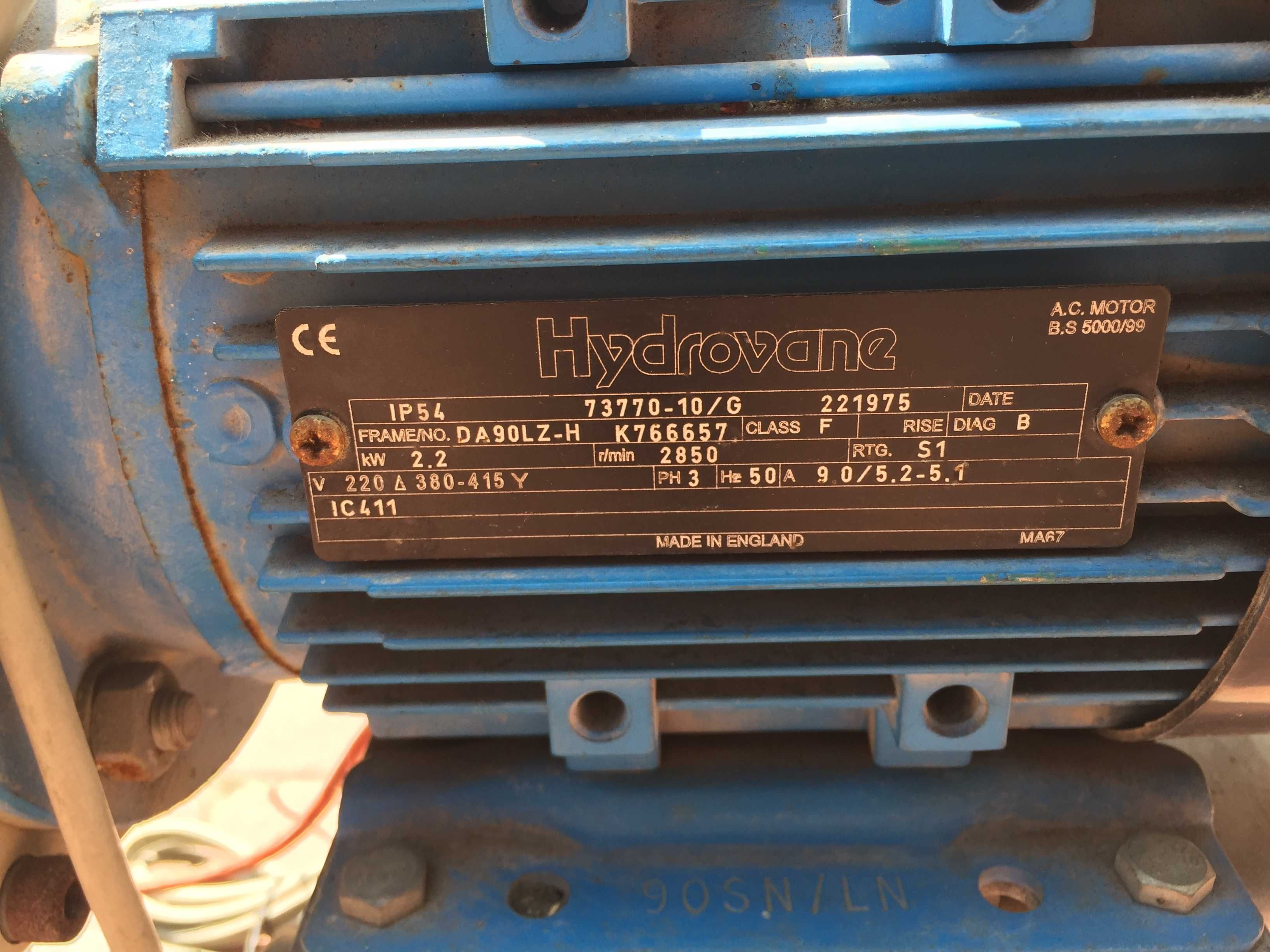 Kompresor łopatkowy HYDROVANE 2.2 KW