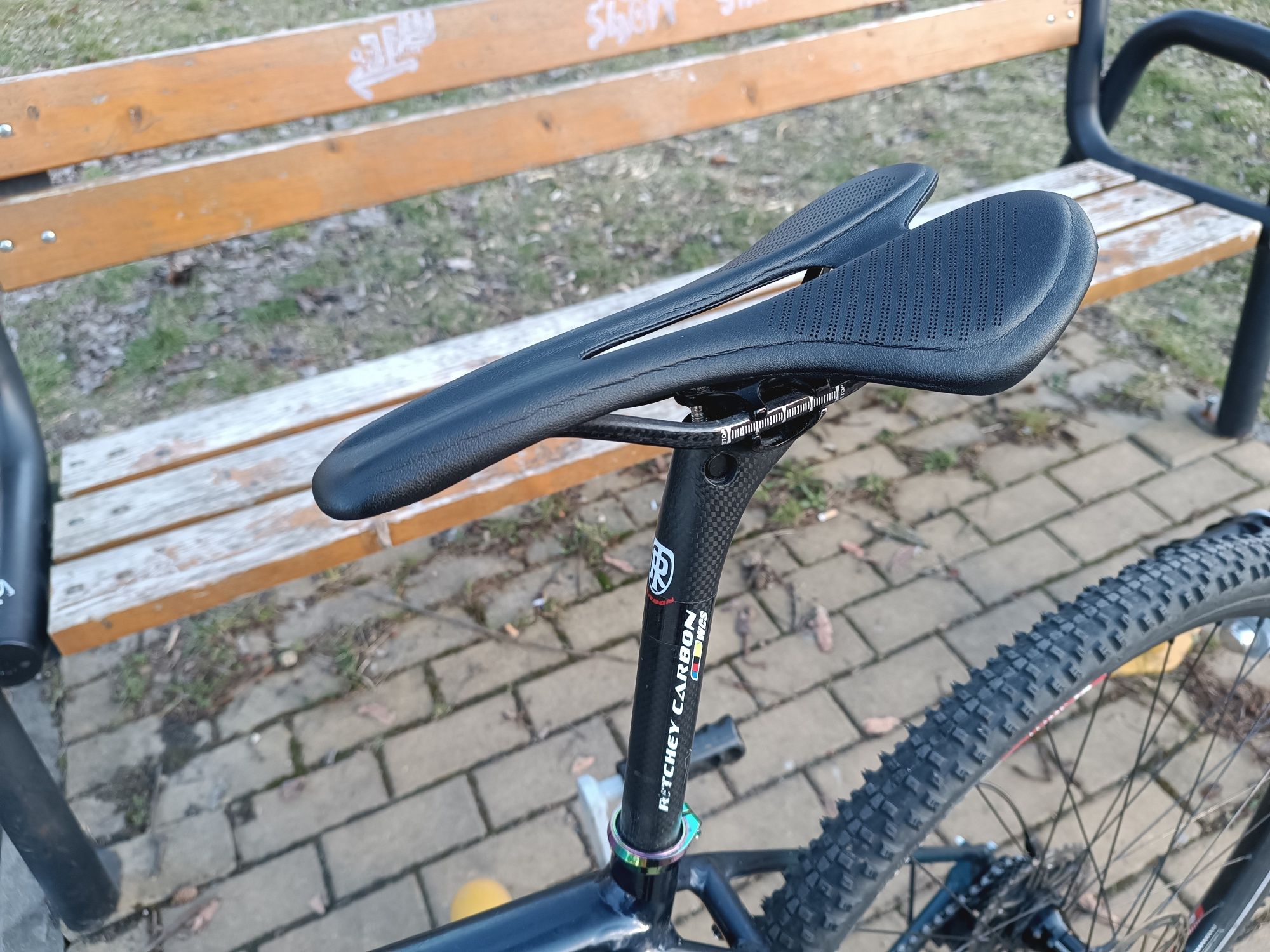 Gravel Felt Broam 40