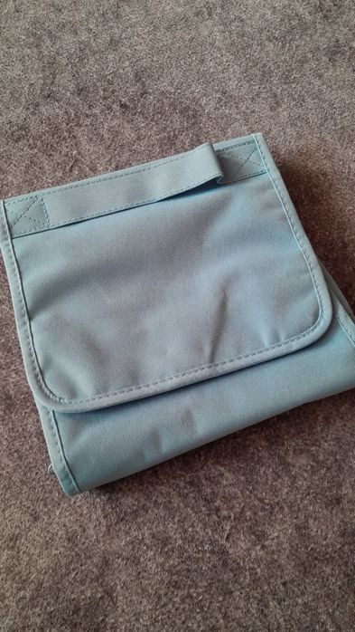 Kosmetyczka Nivea wisząca