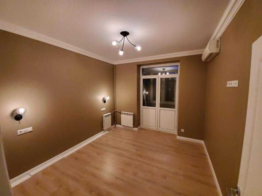 продам 2 кім  Поділ   вул.Верхній Вал 44