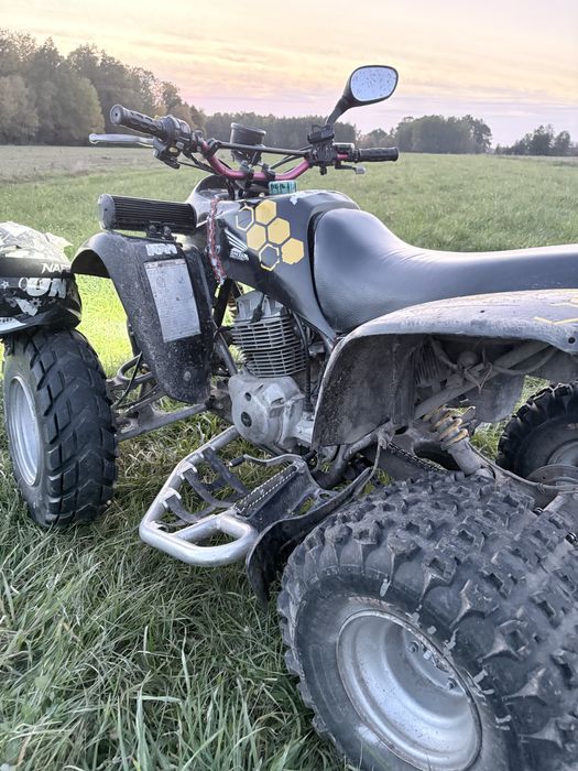 Quad honda-barossa 250