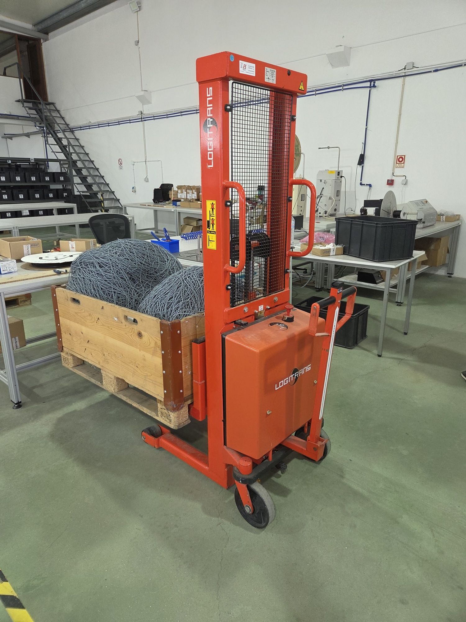 Stacker logitrans 1000kg