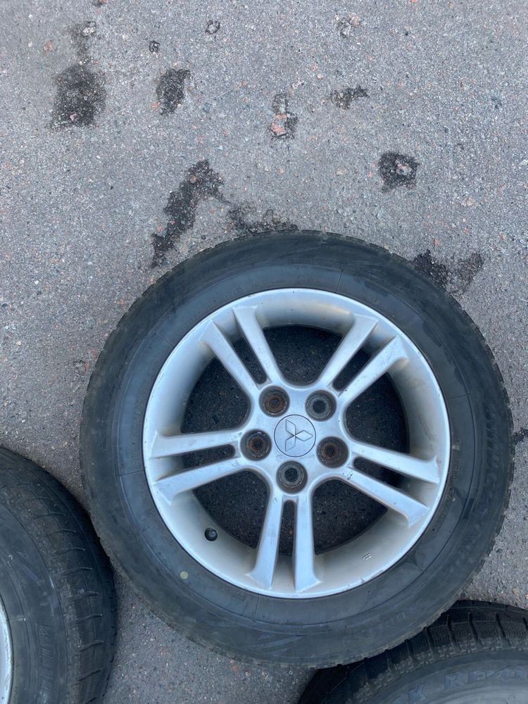 Продам оригінальні диски до MITSUBISHI r16 з резиною