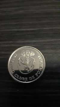 Duas moedas, 10€ cada.