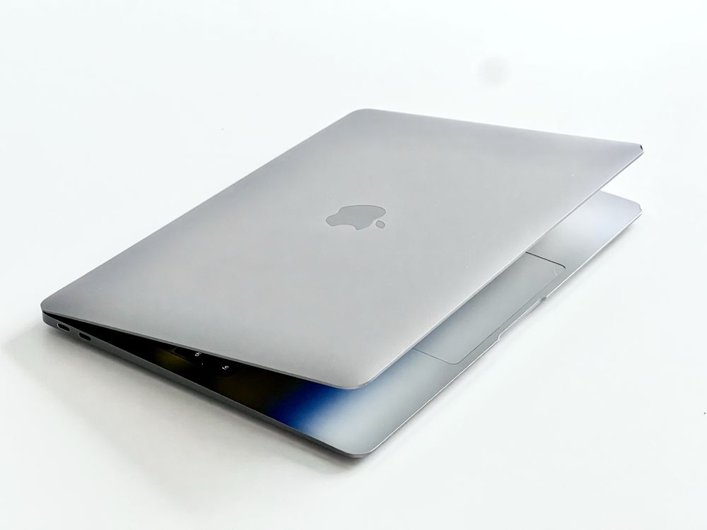 MacBook Air 2019 8/128 Gb M2 SSD Core i5 Retina XDR