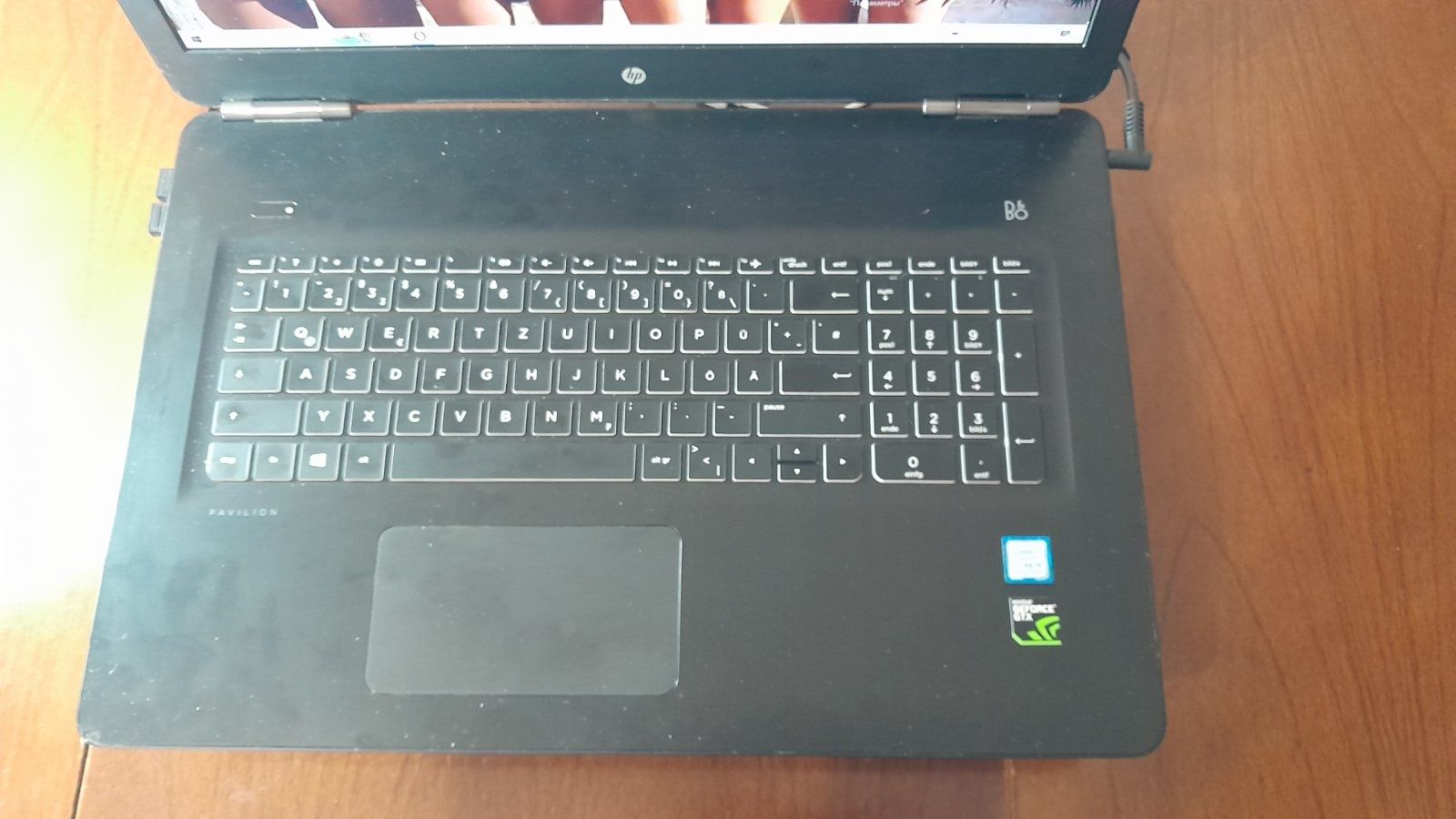 Ноутбук HP. Стан ідеальний . 17".SSD 256гб.ОЗУ 12гб.відео 6ГБ. 8 ядер.