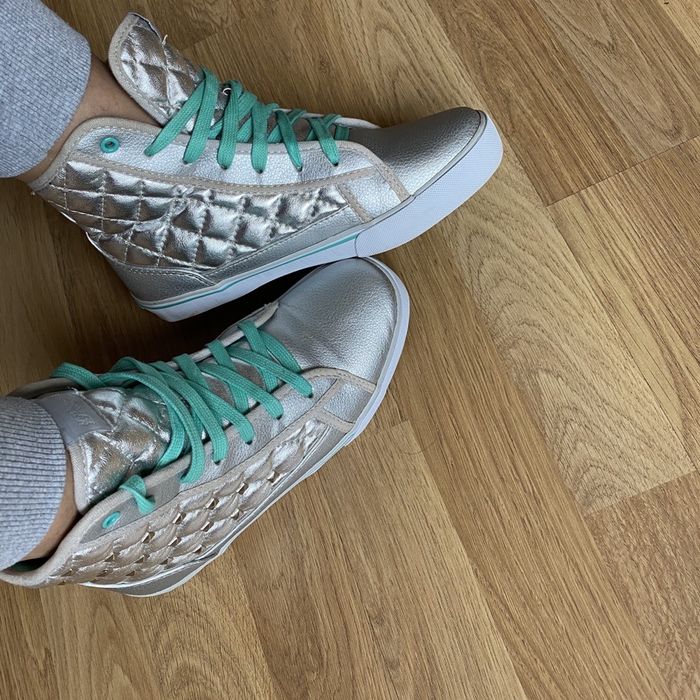 Кроссовки хайтопы из USA оригинальные сникерсы