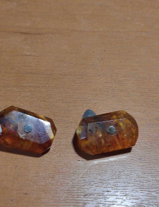 Запонки СССР-янтарь и серебро-875 проба