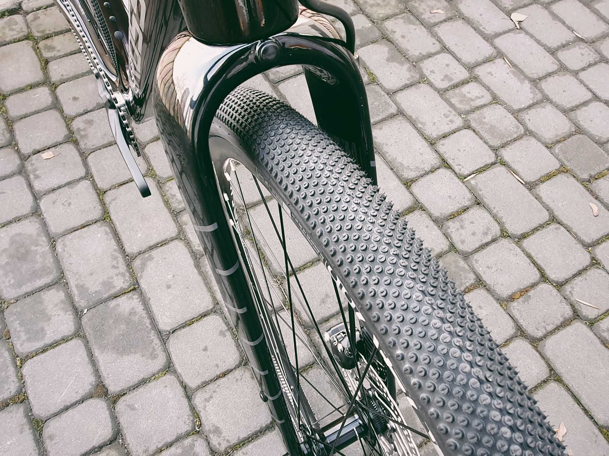 Kross Esker 7.0, rozm L (21"), gravel, carbon, shimano grx, 2024, -25%