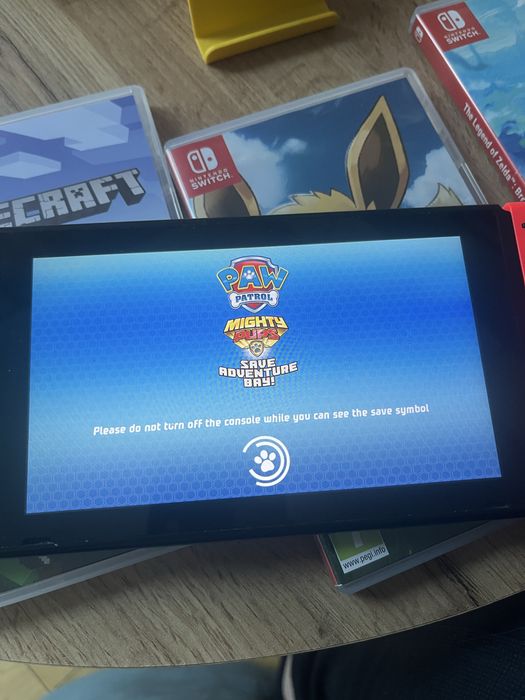 Nintendo Switch 1 v2 + 3 gry + Ringfit