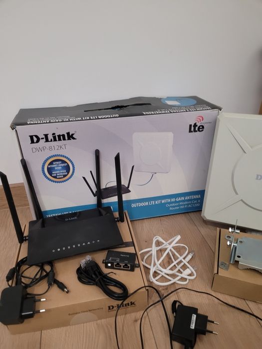 Ruter z anteną zewnętrzną D-LINK DWP- 812KT