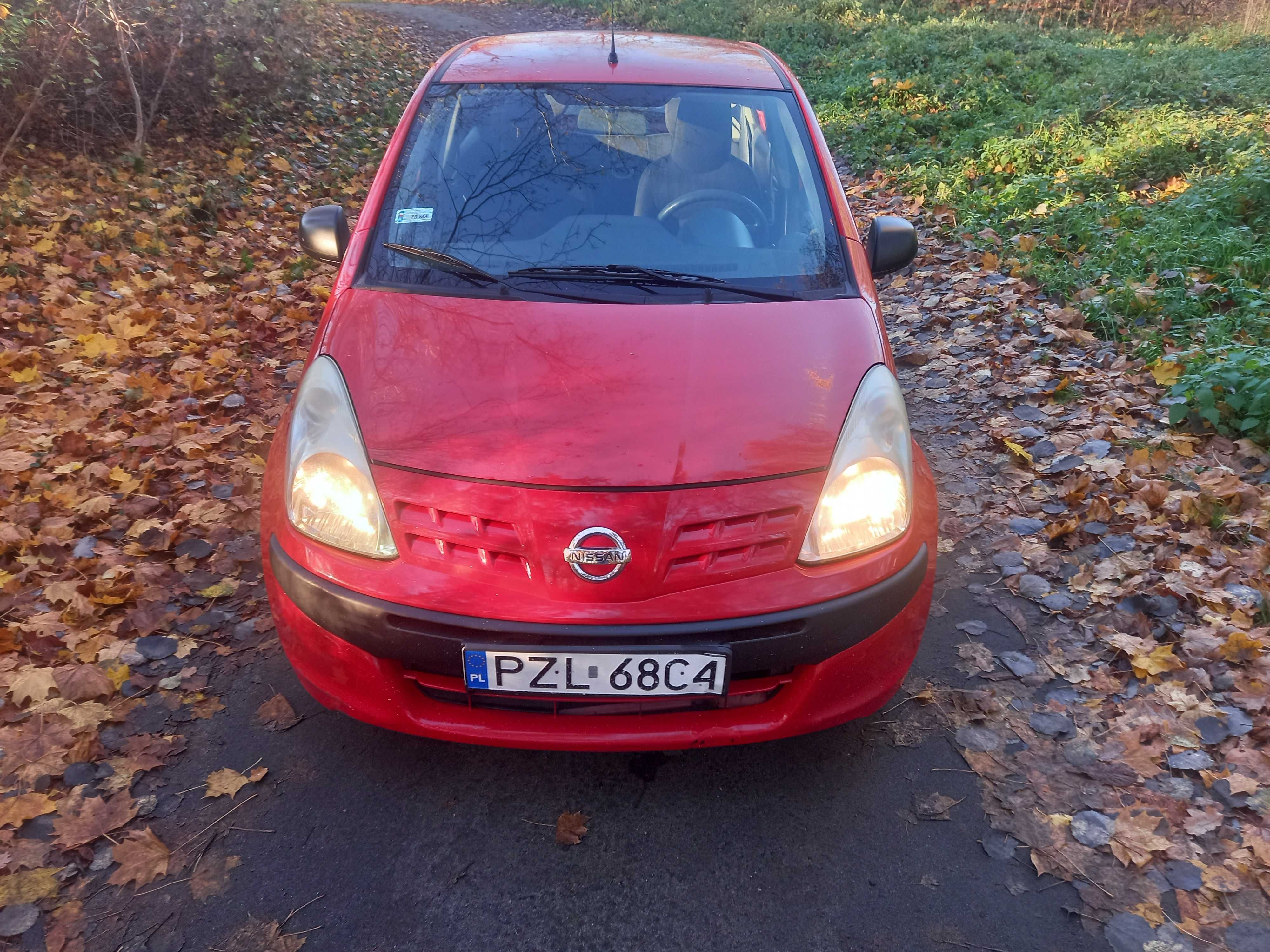 Nissan pixo  2010r