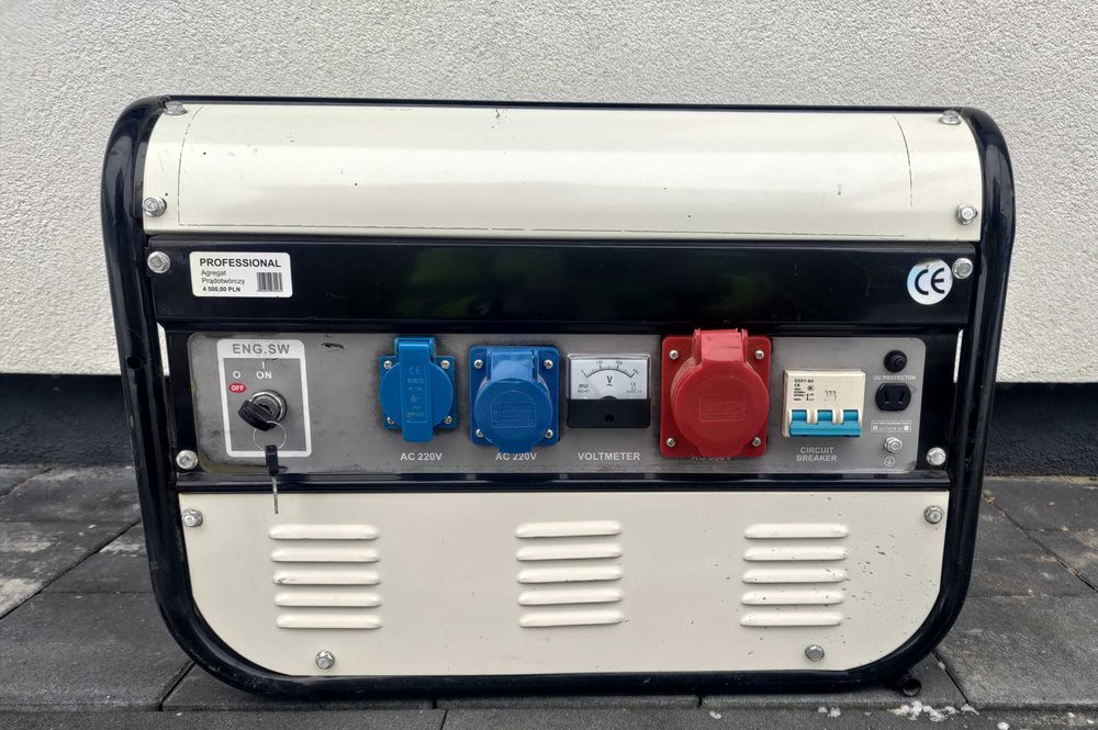 Agregat Prądotwórczy 6,7 Kw 380 V 230 V