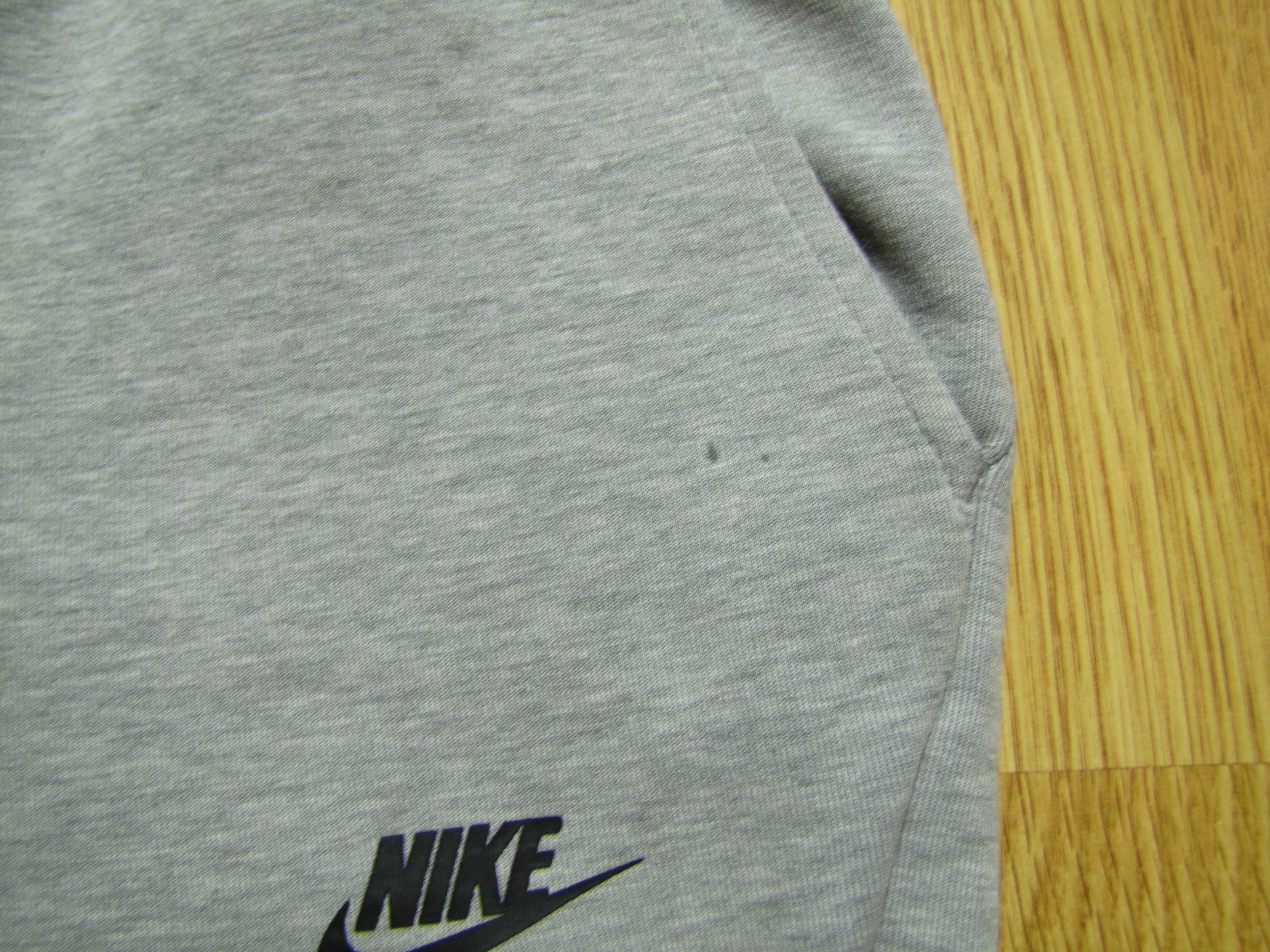Nike NSW Tech Fleece joggery - S