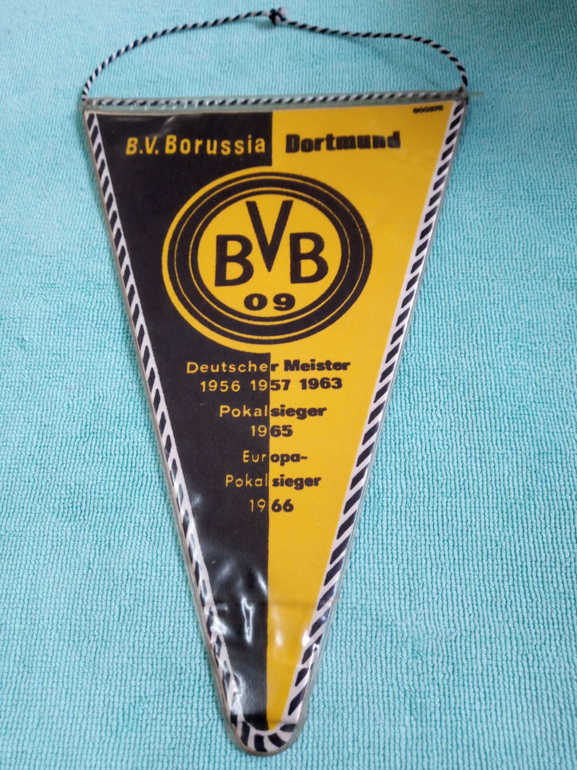 Galhardete antigo do Borussia Dortmund