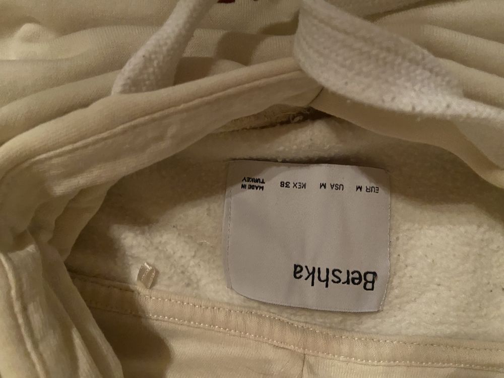 Худі Bershka розмір M 38