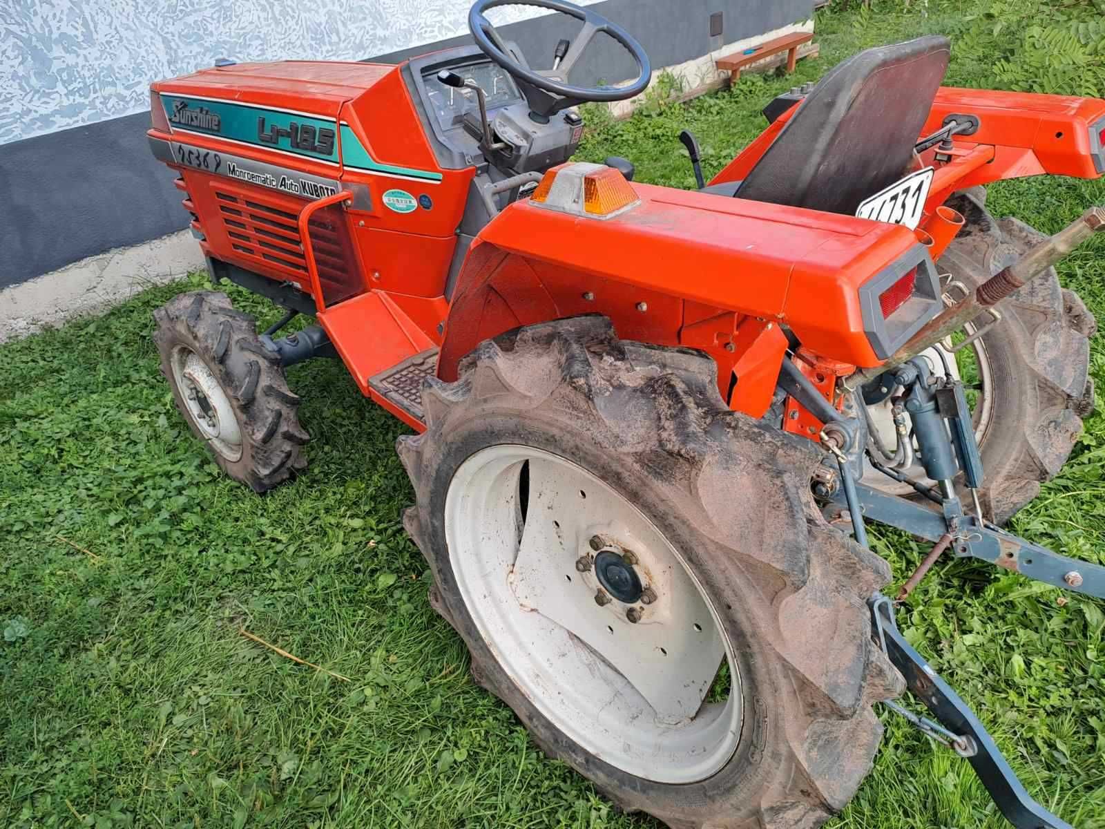Kubota L1-185. Мінітрактор