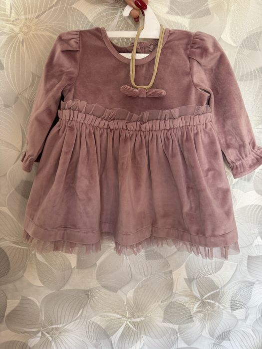 Ніжна сукня для маленької принцеси