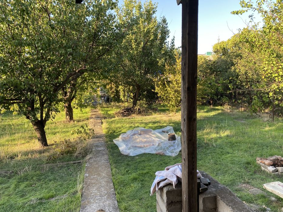 Дачний будинок з ділянкою у дачному кооперативі Мрія