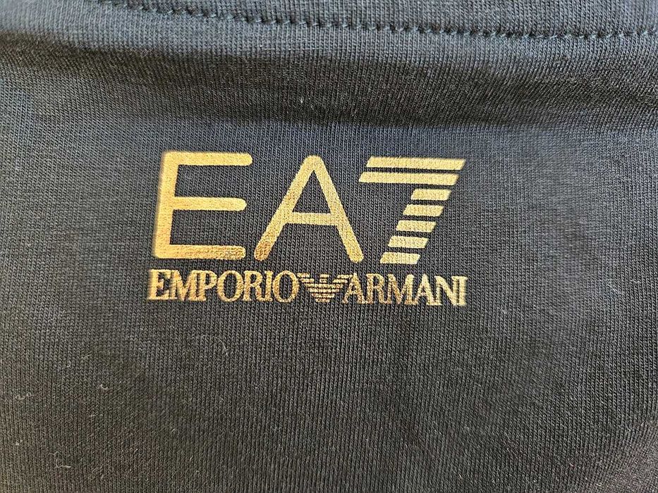 T-Shirt EA7 Emporio Armani Preto Dourado S