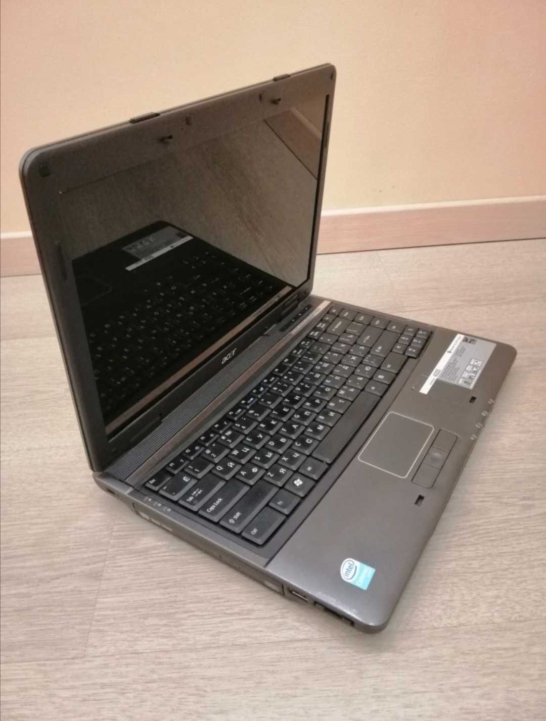 СРОЧНО продам ноутбук Acer Extensa 4220