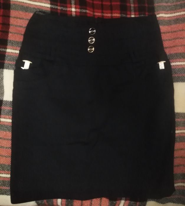 Продаётся черная юбка