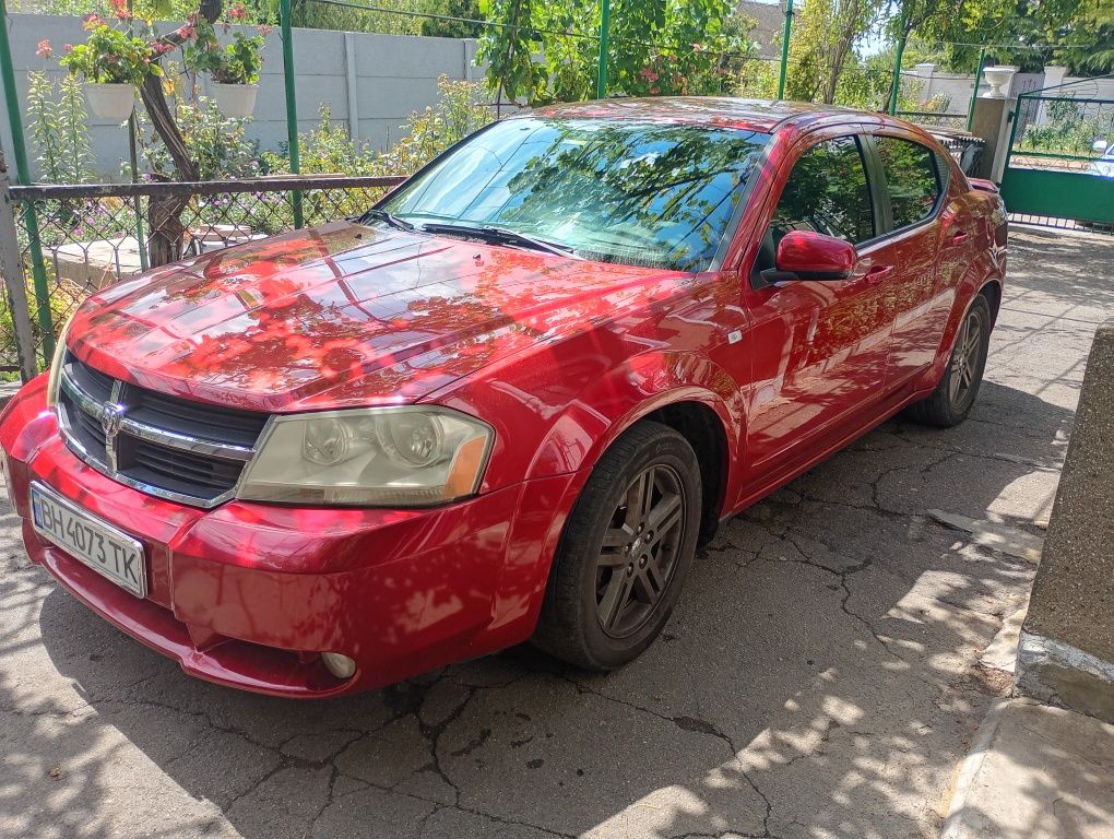 Додж авенжер 2008 рік