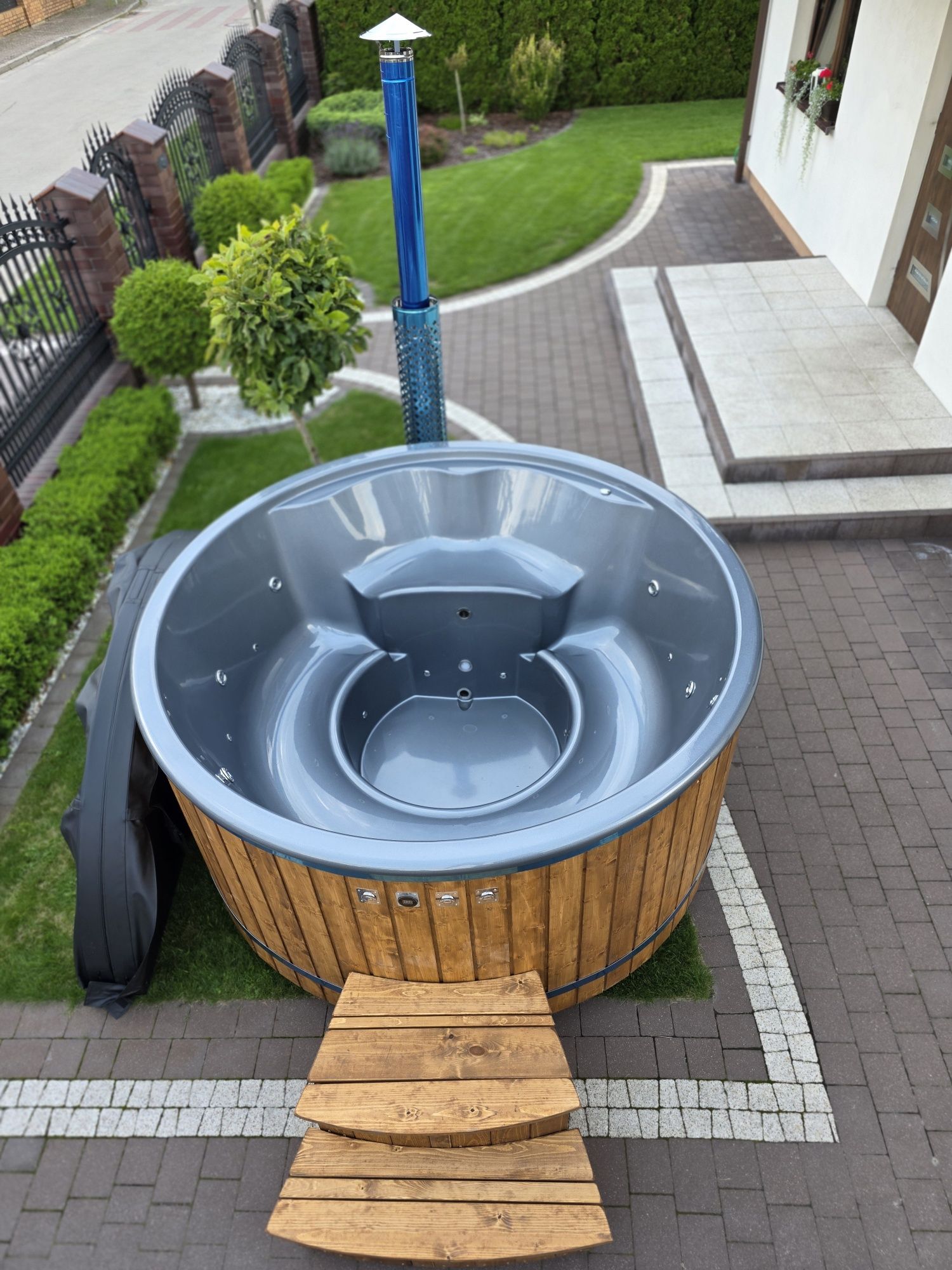 Balia ogrodowa jacuzzi 225cm z piecem wewnętrznym integrowanym