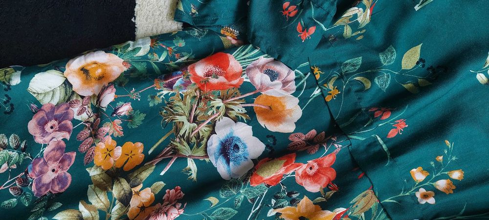 Reserved * Sukienka * Inna ciekawa rękaw 7/8 r.42 Nowa dla niskiej