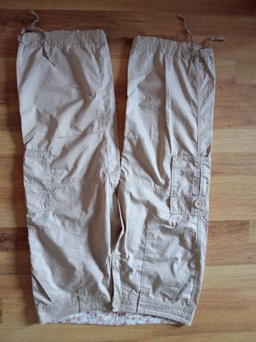 Beżowe spodnie 3/4 rozmiar L, dużo kieszeni