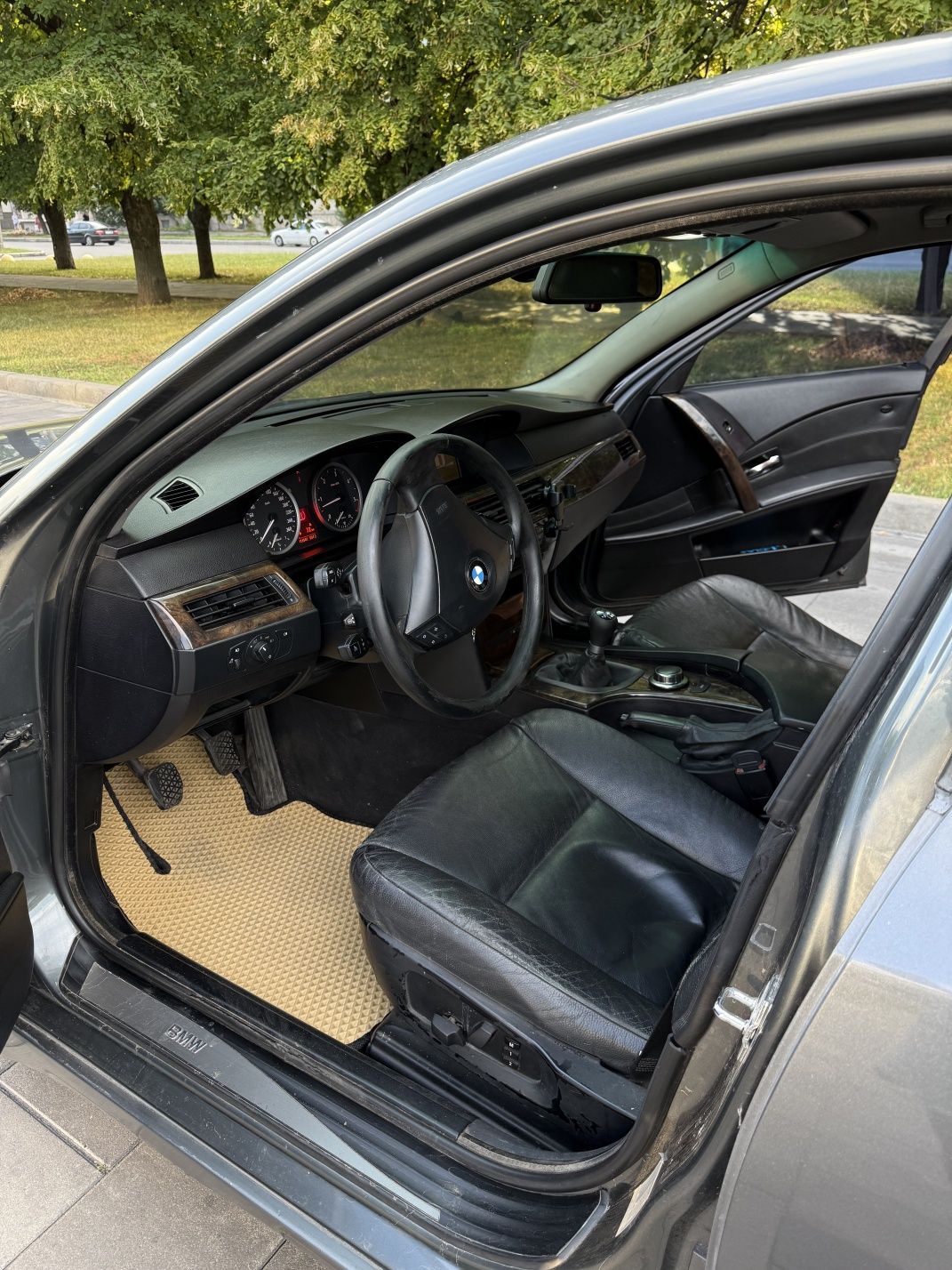 Продам автомобіль BMW 5 series E-60