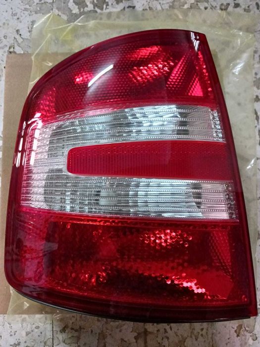 Farois traseiros para Fabia carrinha.