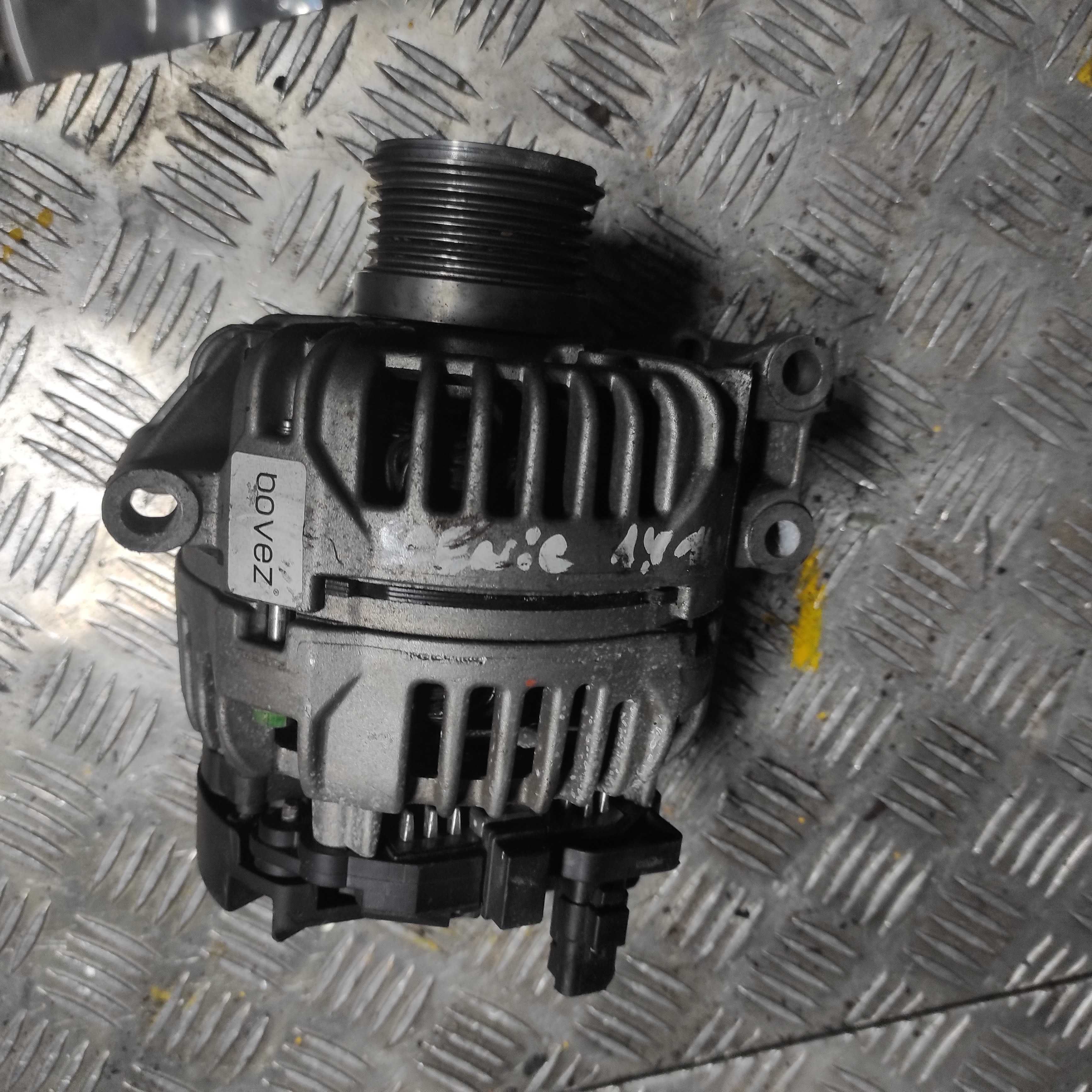 Alternator Renault Scenic I Lift Thalia   1,4 1,6  16 v  Bosch