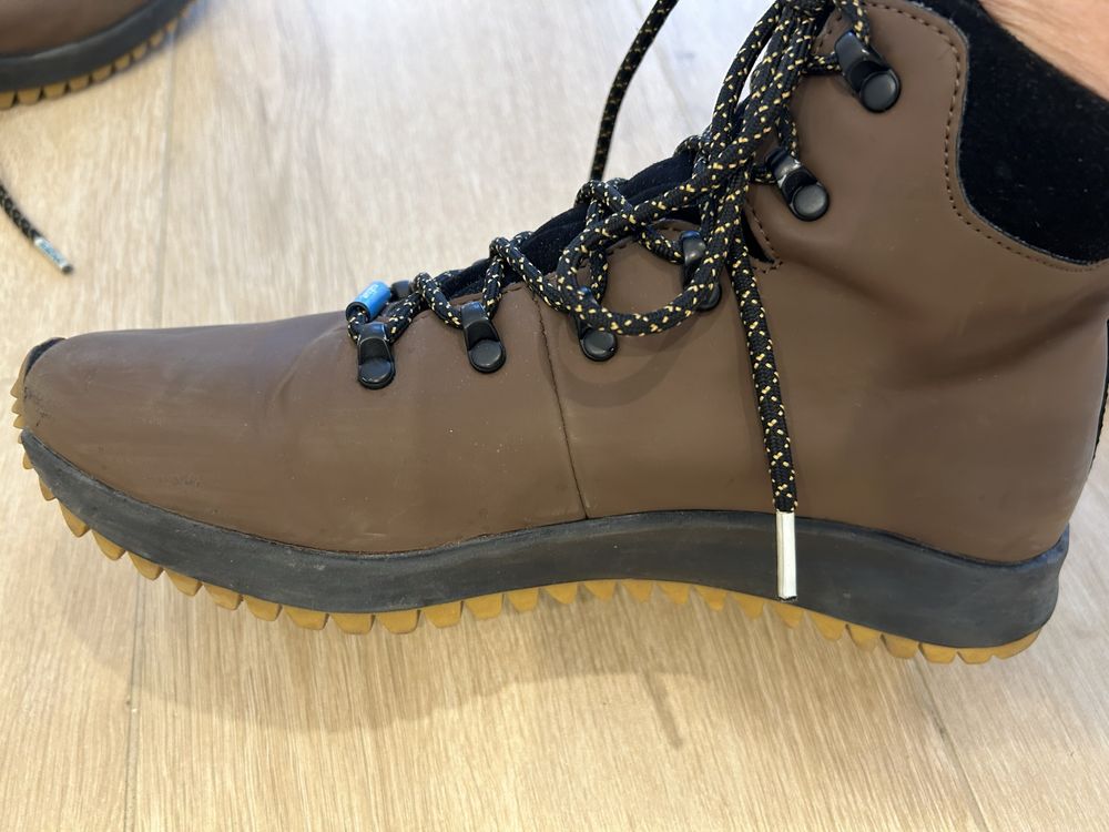 Native - damskue buty brązowe rozmiar 40