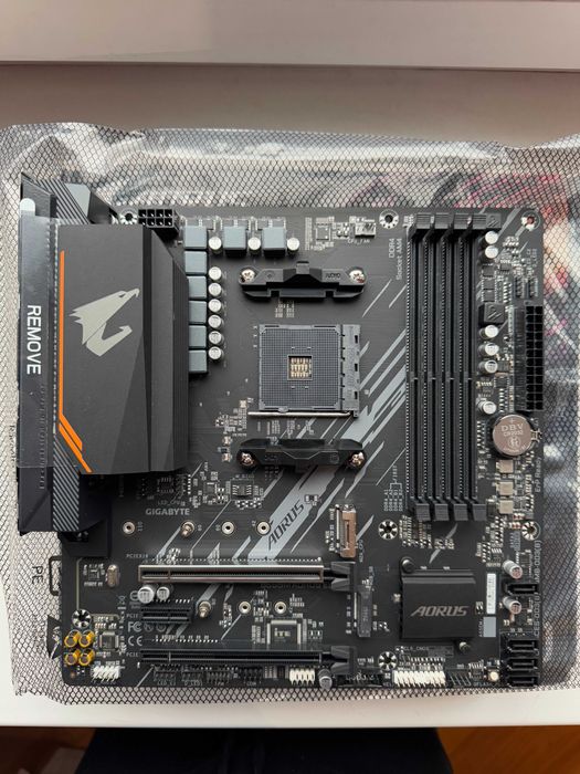 Материнська плата Gigabyte B550M Aorus Elite Socket AM4