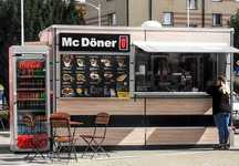 Mobilna przyczepa gastronomiczna w idealnym stanie
