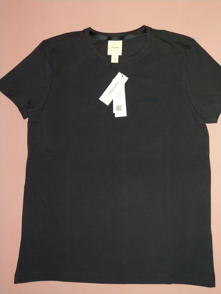 Wyprzedaż t-shirt męski Calvin Klein.