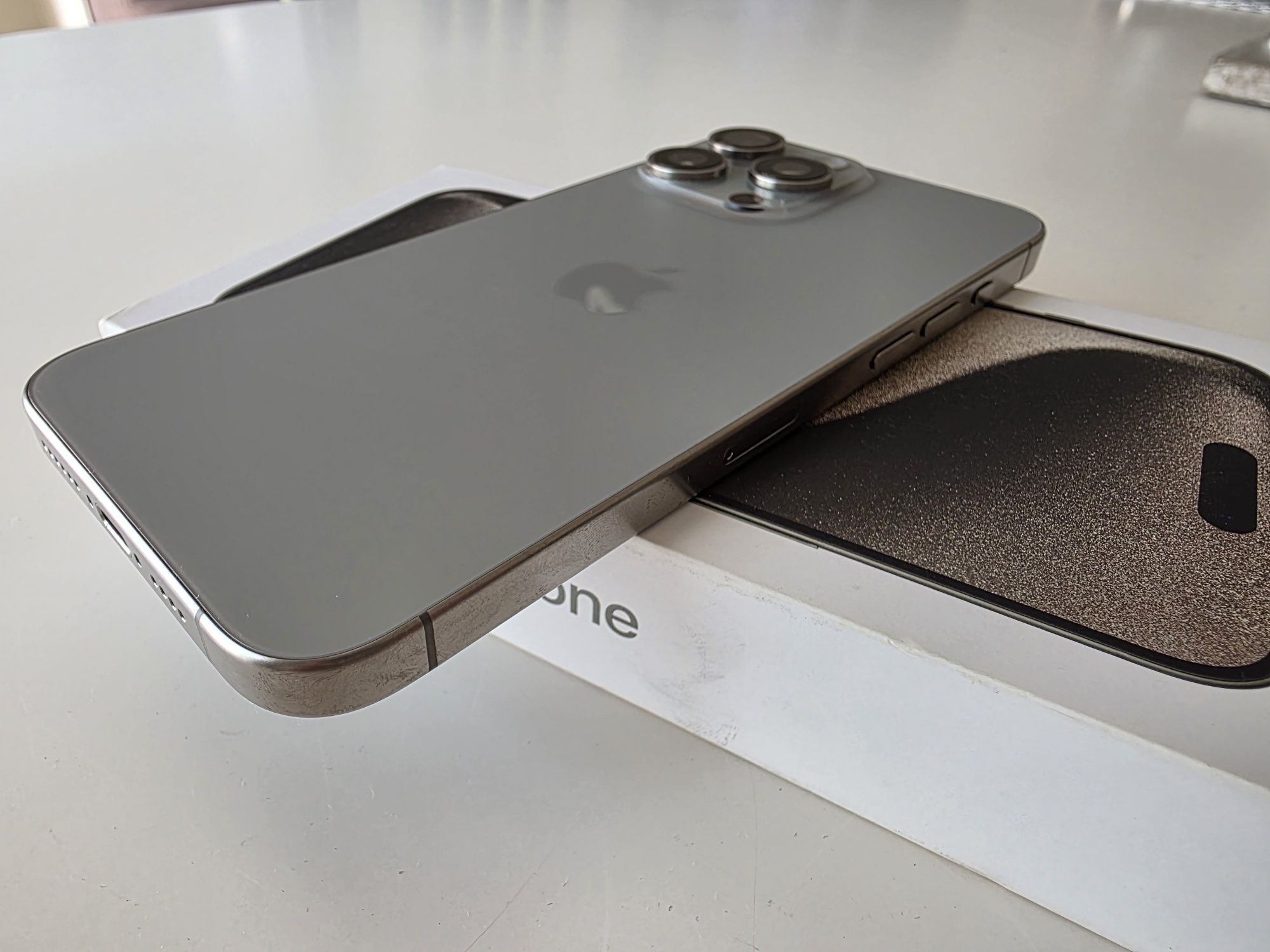 iPhone 15 Pro Max