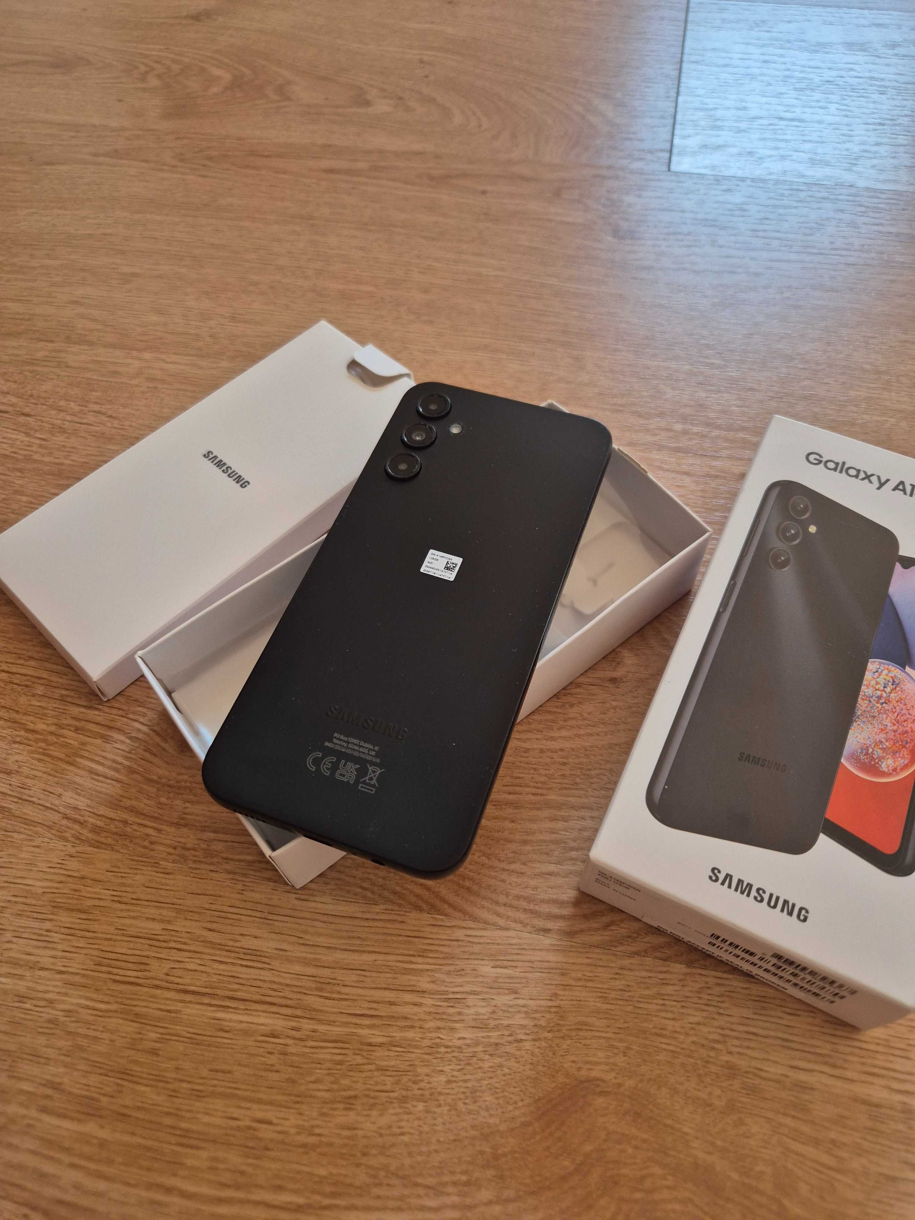 Telemóvel Samsung A14 5G - excelente estado