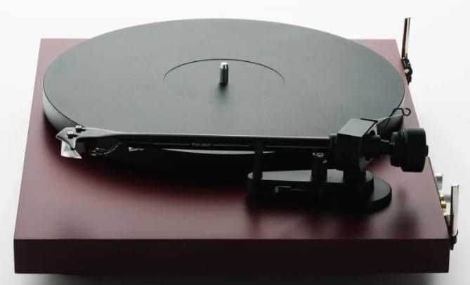 Gramofon analogowy - Project Debut EVO 2 Czerwony satyna
