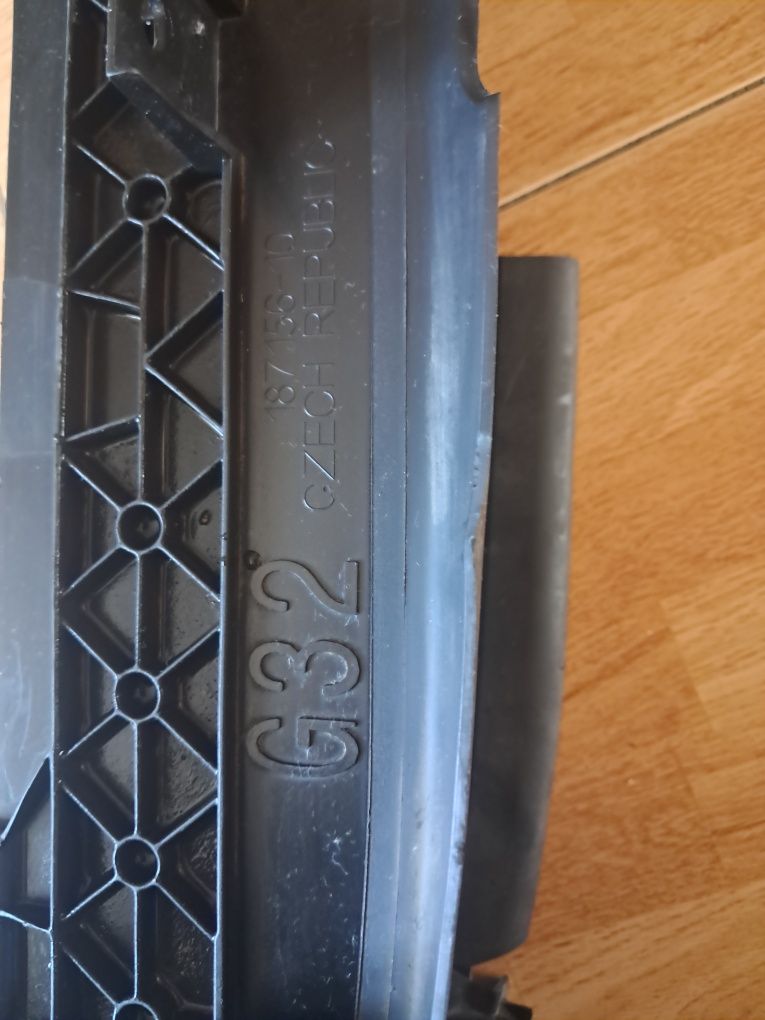 Kierownica powietrza - BMW 6 GT - G33 - żaluzja -