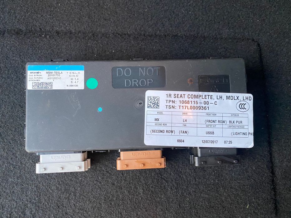 Блок управління крісла Tesla model S REST, model X, model Y