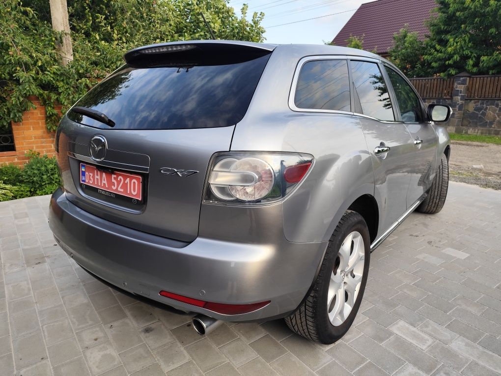 Mazda CX-7 2010.