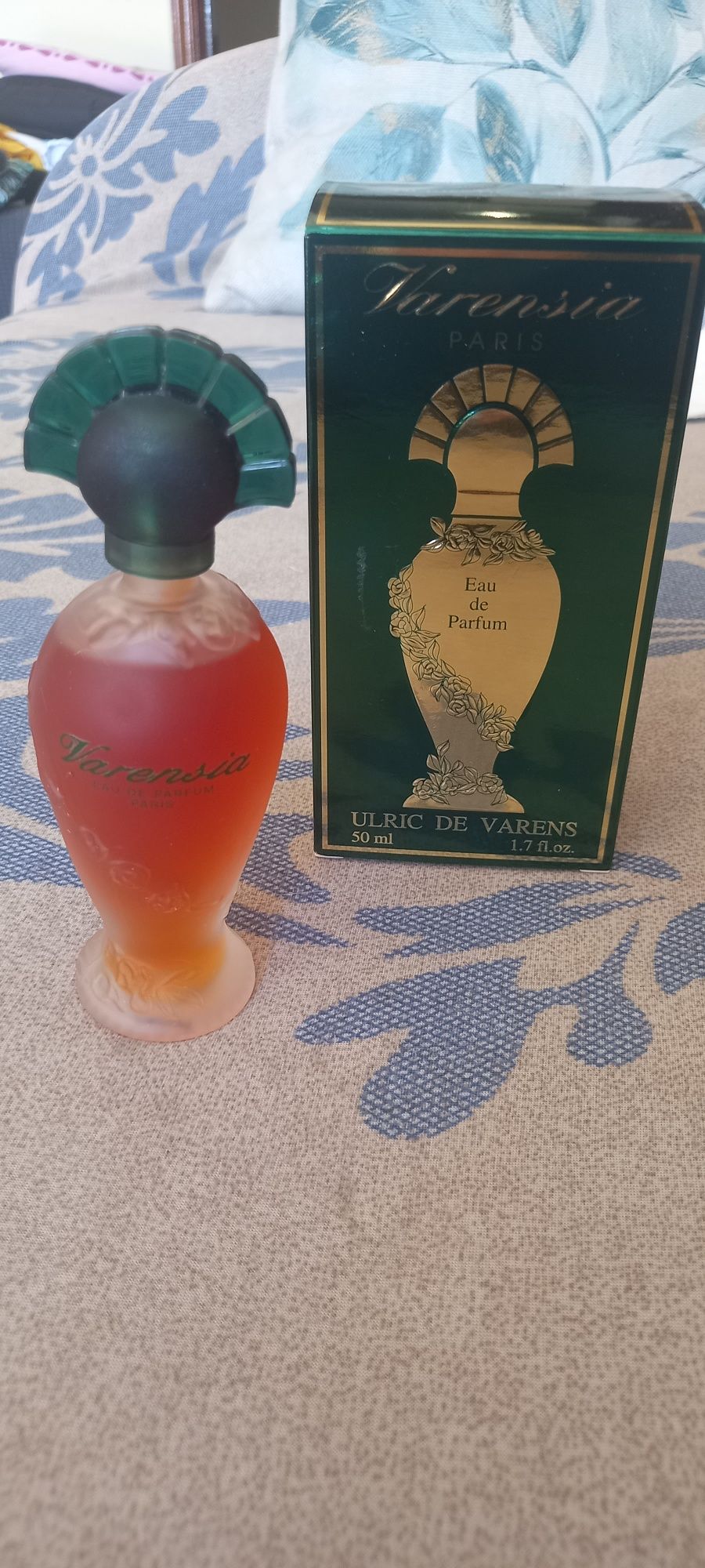 Vendo perfume novo