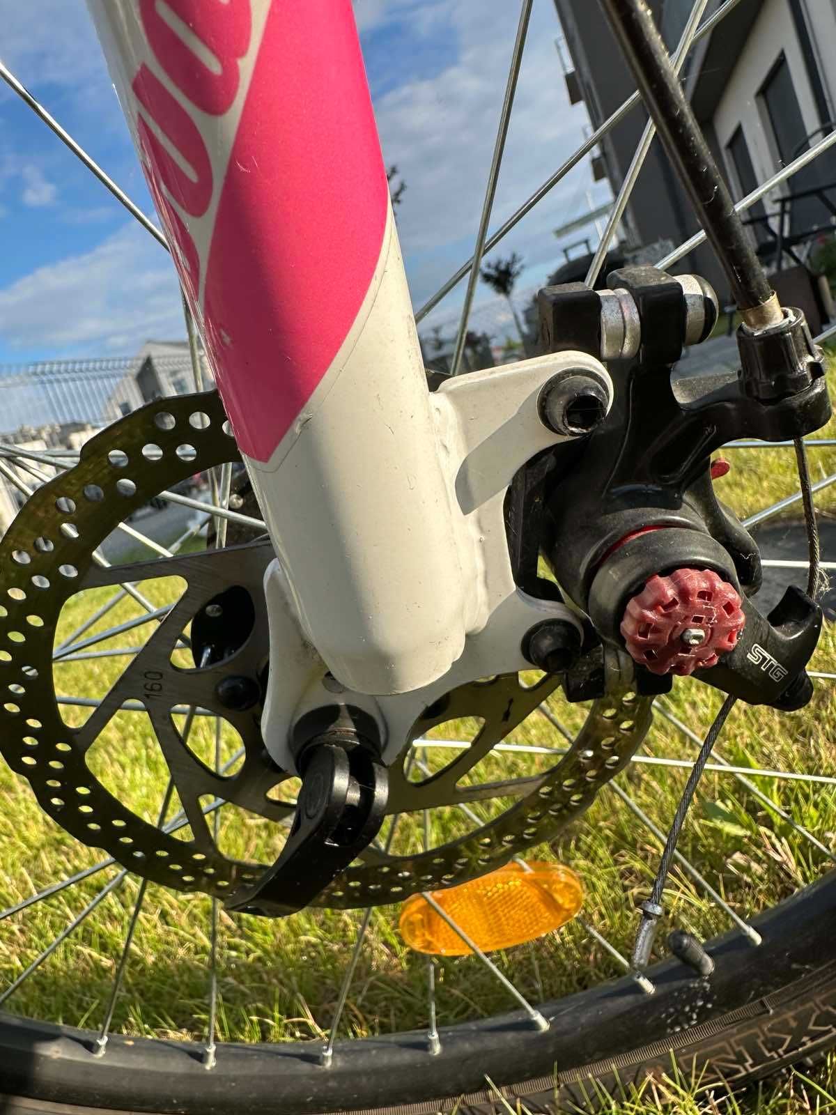 Rower dziecięcy Novatrack Novara 24 (2022)-mocny, lekki i niezawodny!