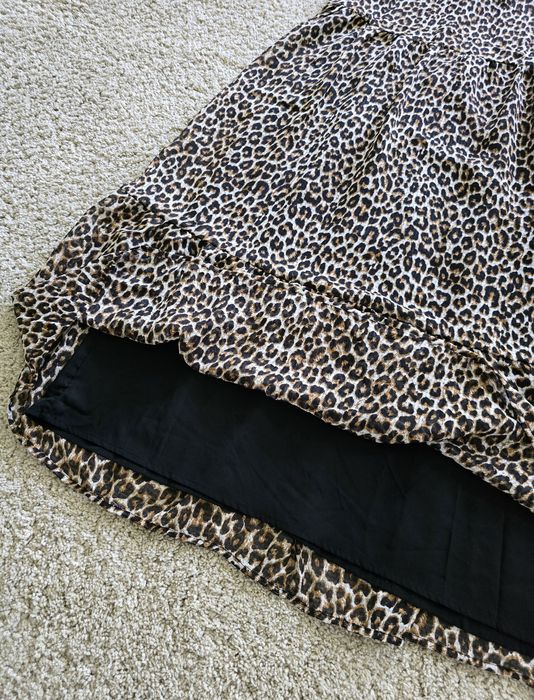 Zwiewna maxi sukienka w panterkę Pieces M